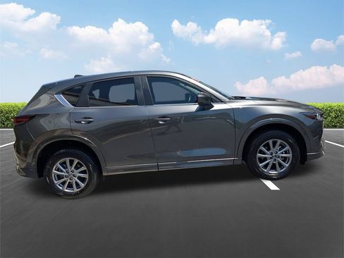 Used 2025 MAZDA CX-5 AWD 2.5 S w/ Preferred Package image 3