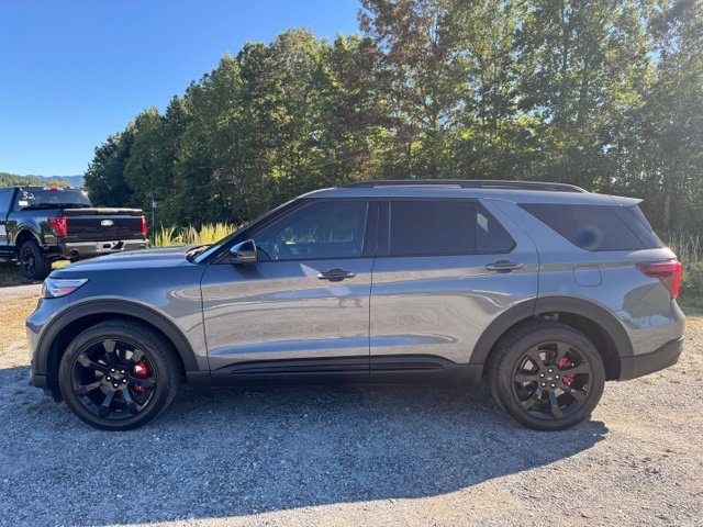 Used 2023 Ford Explorer ST w/ Equipment Group 401A AWD/4WD image 4