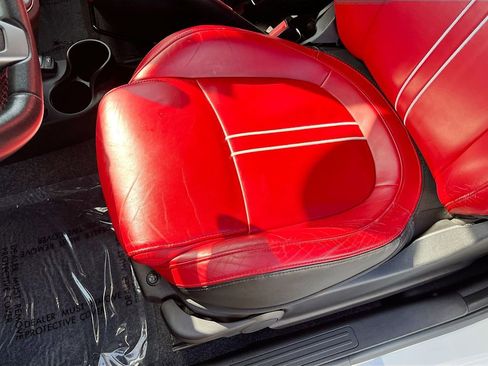 Used 2015 FIAT 500 Abarth FWD image 15