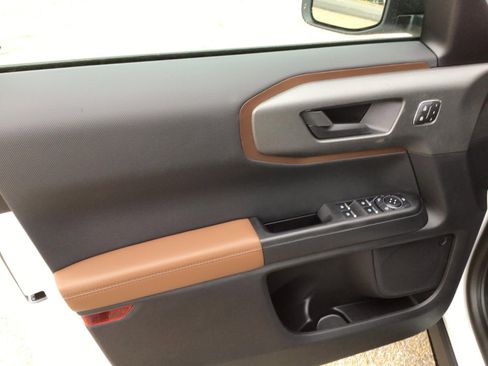 New 2025 Ford Bronco Sport Outer Banks AWD/4WD image 12