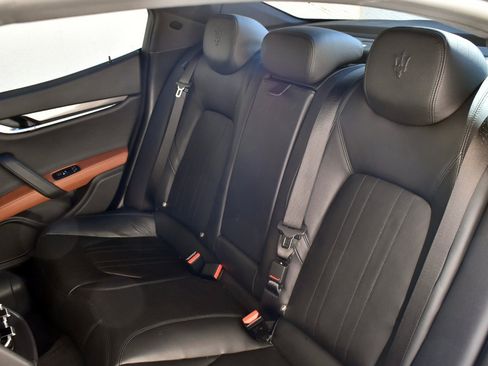 Used 2020 Maserati Ghibli RWD image 15