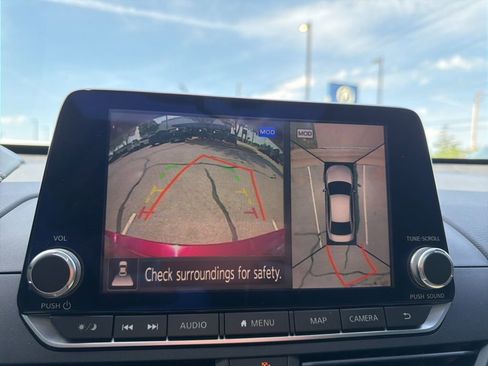 Used 2019 Nissan Altima 2.5 Platinum image 16