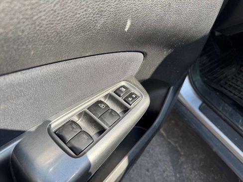 Used 2012 Subaru Forester 2.5X Limited image 8