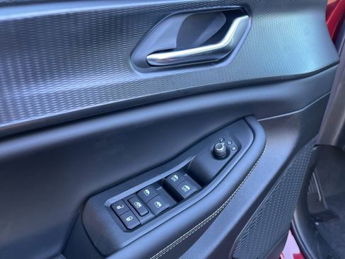 New 2025 Jeep Grand Cherokee L Altitude image 37