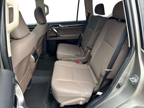 Certified 2023 Lexus GX 460 Premium AWD/4WD image 13