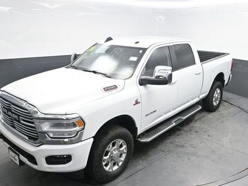 Used 2024 RAM 2500 Laramie AWD/4WD image 27