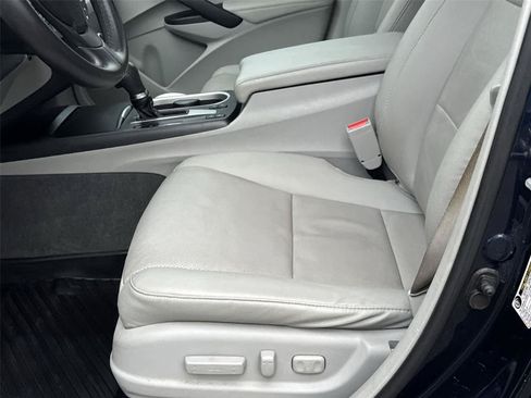 Used 2018 Acura RDX AWD w/ Advance Package image 12