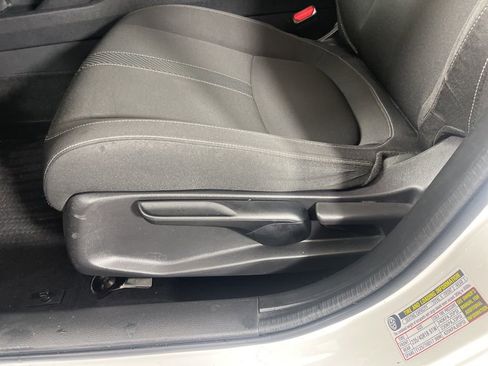 Used 2018 Honda Civic Sport image 22