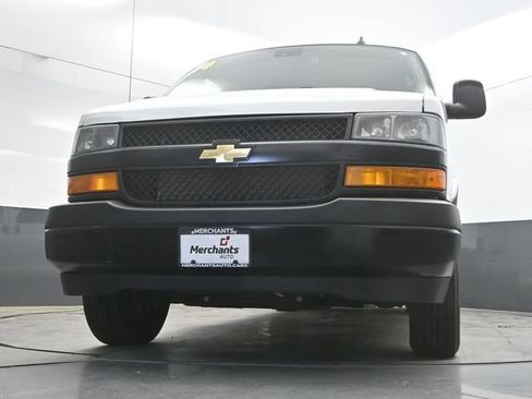 Used 2024 Chevrolet Express 3500 LS RWD image 33