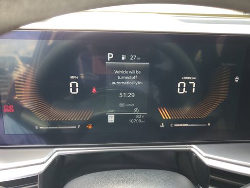 Used 2024 Kia Sorento LX image 31