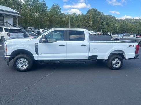 New 2026 Ford F250 XL w/ XL Driver Assist Package image 8