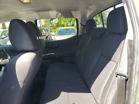 Used 2021 Toyota Tacoma SR5 w/ Trail Edition image 13