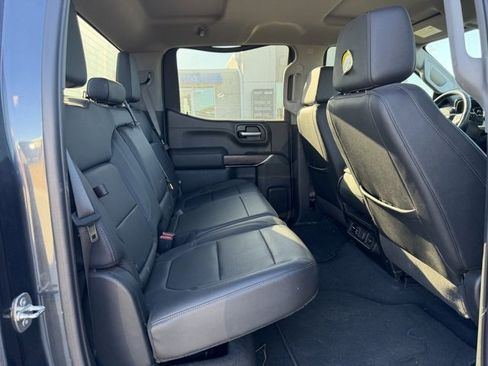 Used 2021 GMC Sierra 1500 SLT w/ X31 Off-Road Package image 11