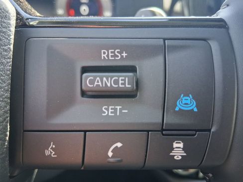 New 2026 Nissan Pathfinder SL AWD/4WD image 13