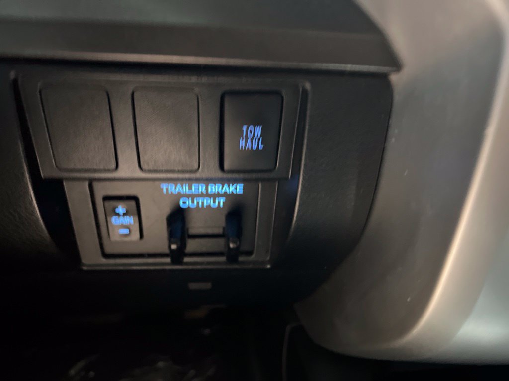 Used 2020 Toyota Tundra SR5 w/ SX Package RWD image 24