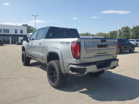 New 2025 GMC Sierra 1500 AT4 w/ Technology Package image 3