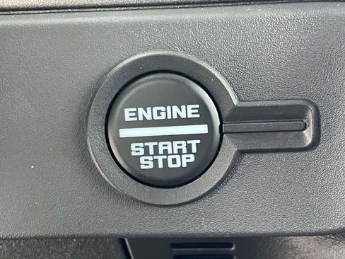 New 2025 Ford Bronco 4-Door image 12