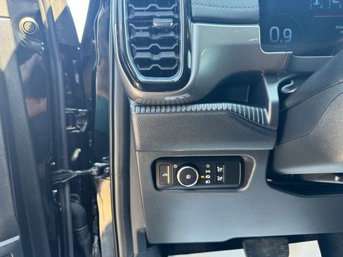 Used 2024 Ford Ranger Lariat w/ FX4 Off-Road Package image 22