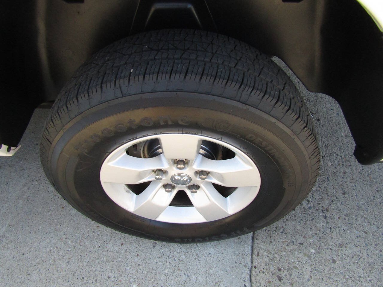 Used 2019 RAM 1500 Express AWD/4WD image 20