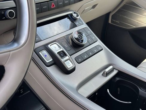 Used 2024 Hyundai Palisade Calligraphy AWD/4WD image 12