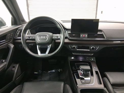 Used 2023 Audi Q5 2.0T Premium Plus w/ Premium Plus Package image 4