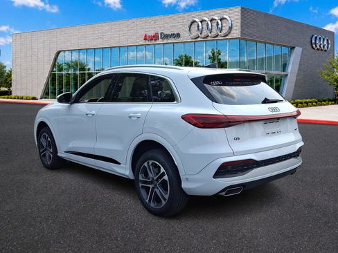 Used 2025 Audi Q5 Premium w/ Convenience Package AWD/4WD image 4