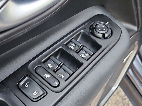 Used 2021 Jeep Renegade Limited w/ Sun & Sound Group image 29