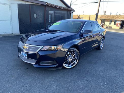 Used 2015 Chevrolet Impala LT image 1