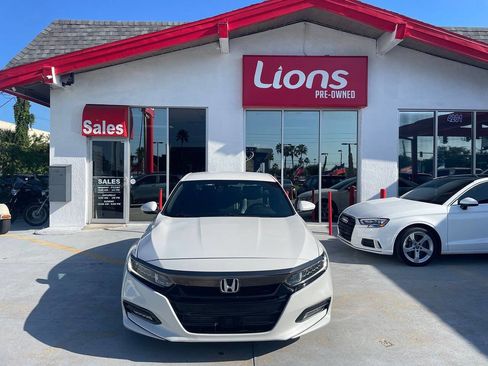 Used 2020 Honda Accord Sport image 1