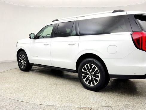 Used 2025 Ford Expedition Max Platinum image 7