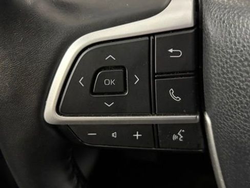 Used 2024 Toyota Grand Highlander XLE image 18