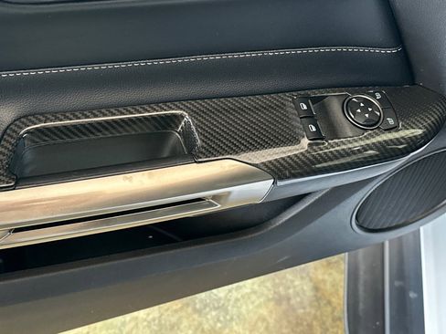 Certified 2021 Ford Mustang Shelby GT500 w/ Technology Package image 12