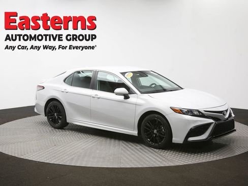 Used 2024 Toyota Camry SE image 49