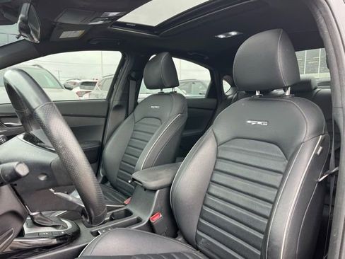 Certified 2024 Kia Forte GT-Line w/ GT-Line Premium Package image 17