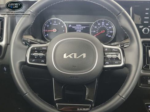 Used 2022 Kia Sorento S AWD/4WD image 26