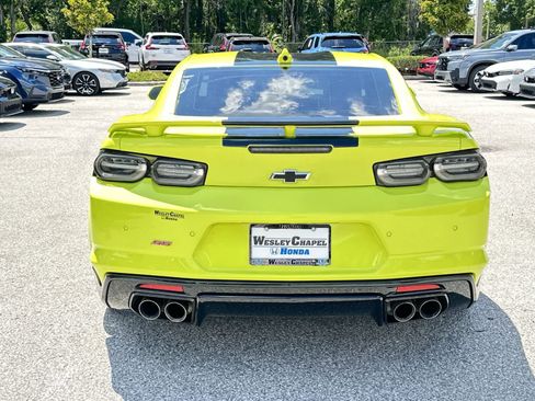 Used 2021 Chevrolet Camaro SS RWD image 5