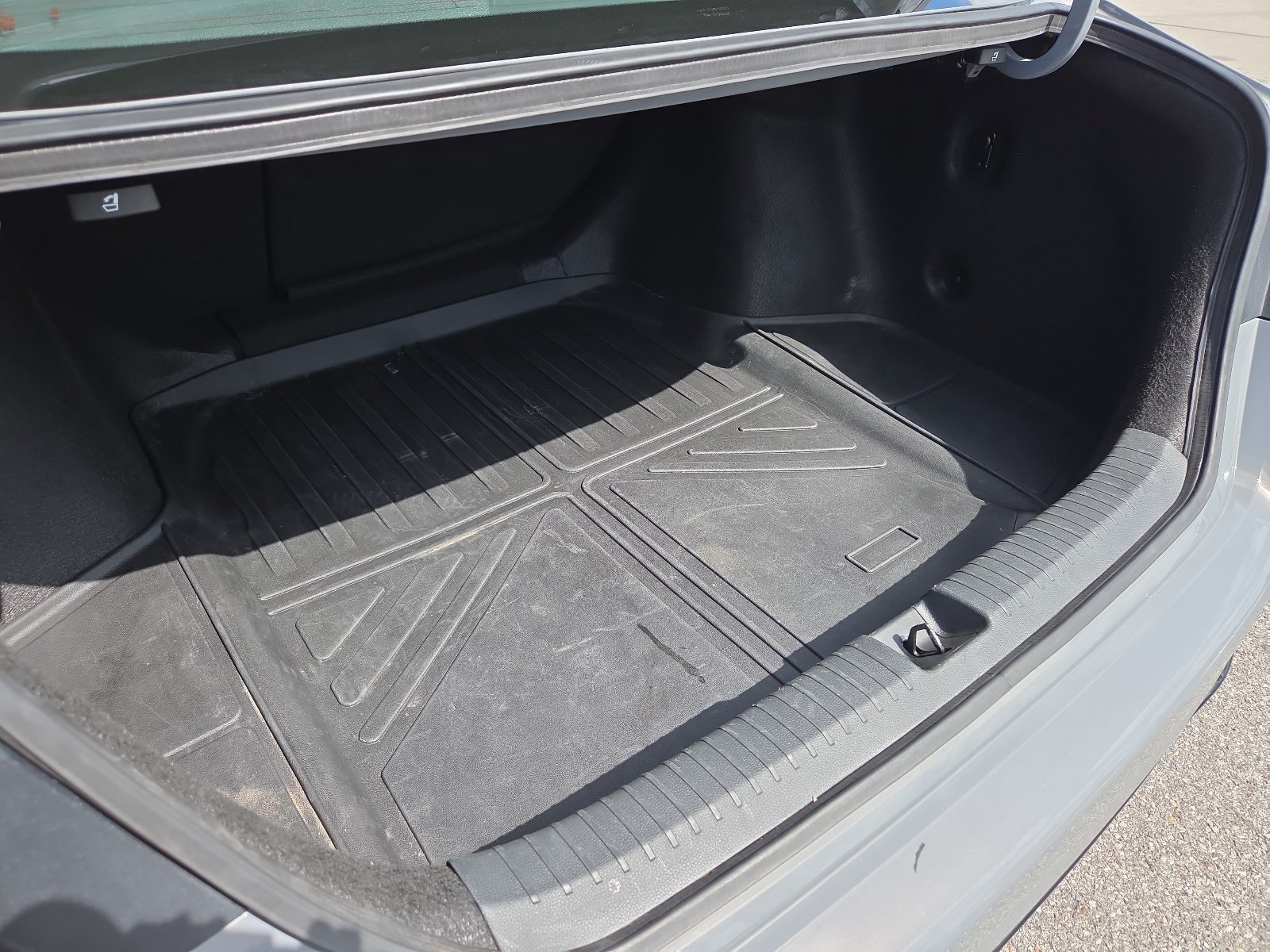 Used 2024 Honda Accord Sport image 9