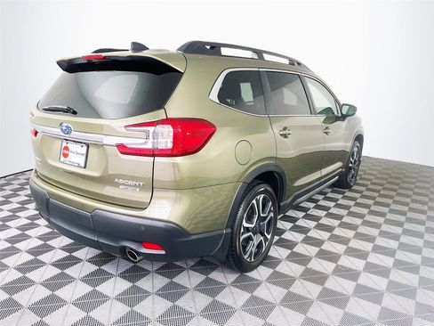 Certified 2025 Subaru Ascent Limited AWD/4WD image 10