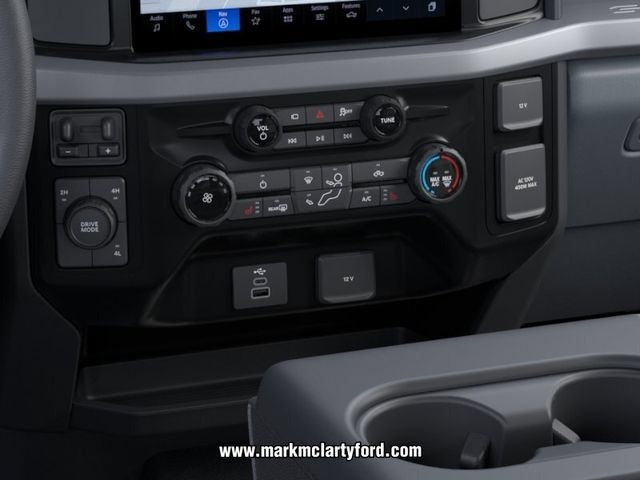 New 2026 Ford F250 XLT w/ XLT Premium Package AWD/4WD image 15