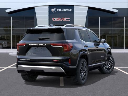 New 2027 GMC Terrain Denali w/ LPO, Floor Liner Package AWD/4WD image 4