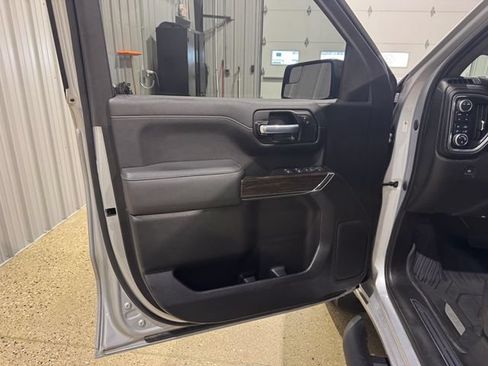 Used 2021 GMC Sierra 1500 Elevation w/ X31 Off-Road Package AWD/4WD image 11
