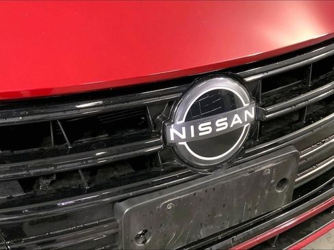 Used 2025 Nissan Versa SV w/ Trunk Package FWD image 30