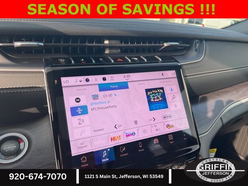 New 2025 Jeep Grand Cherokee Limited w/ Black Appearance Package image 23