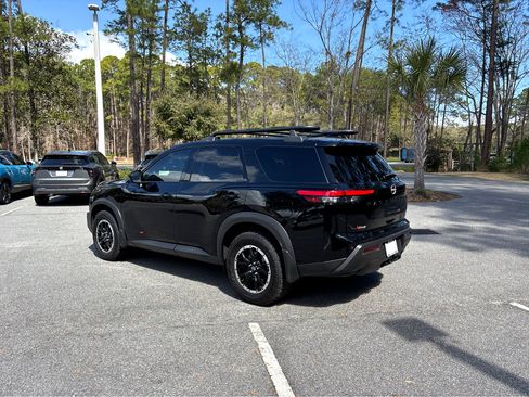 Used 2025 Nissan Pathfinder Rock Creek image 28