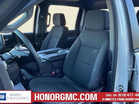 Used 2024 GMC Sierra 2500 Pro w/ Convenience Package image 21