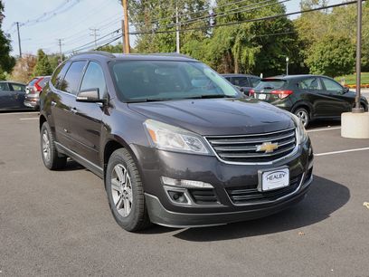 Used 2017 Chevrolet Traverse LT w/ Traveler's Package