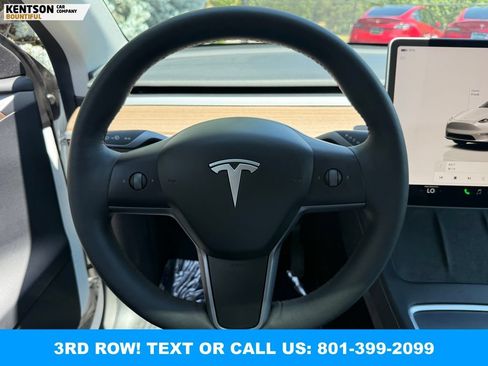 Used 2024 Tesla Model Y Long Range AWD/4WD image 13