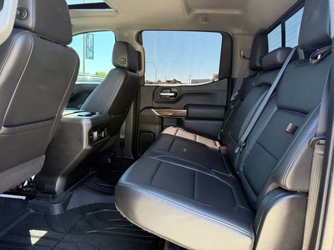 Used 2019 Chevrolet Silverado 1500 LT Trail Boss AWD/4WD image 29