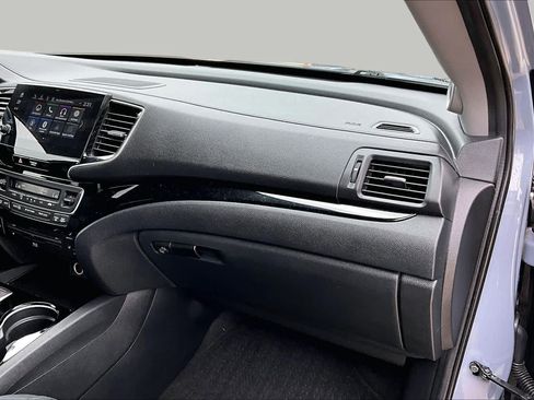 Used 2022 Honda Pilot Touring image 19