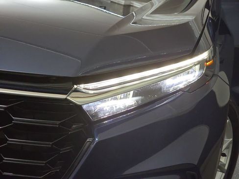 Used 2024 Honda CR-V EX-L image 32
